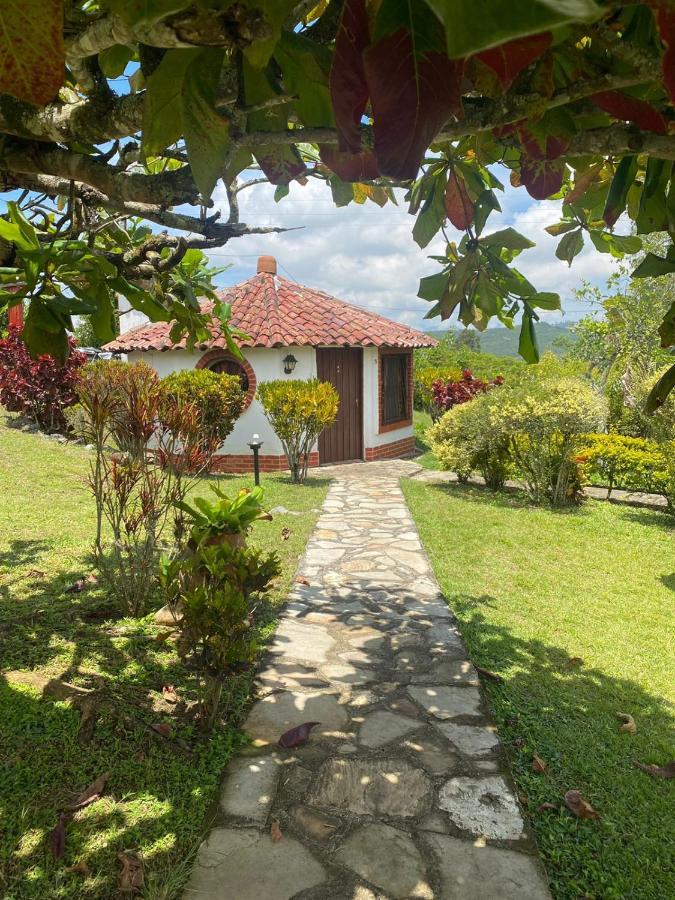 Hotel Campestre La Loma Curiti Luaran gambar