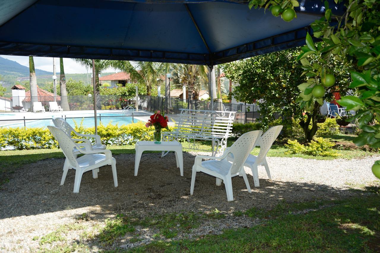 Hotel Campestre La Loma Curiti Luaran gambar